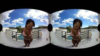 Noemilk Is A Juicy Latina Who Shows You All In VR